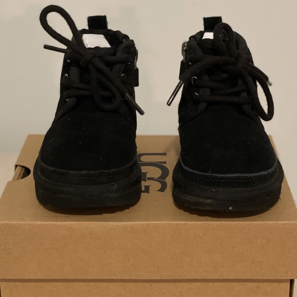 UGG T Neumel II